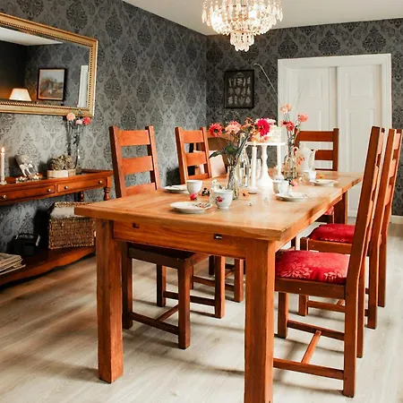 Enchanting Atmosphere At Nolde Country Estate Casa de Férias *